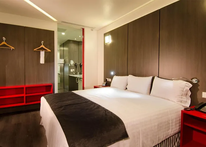 Ramada Encore By Wyndham Guadalajara Sur